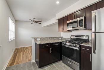 Full kitchen
